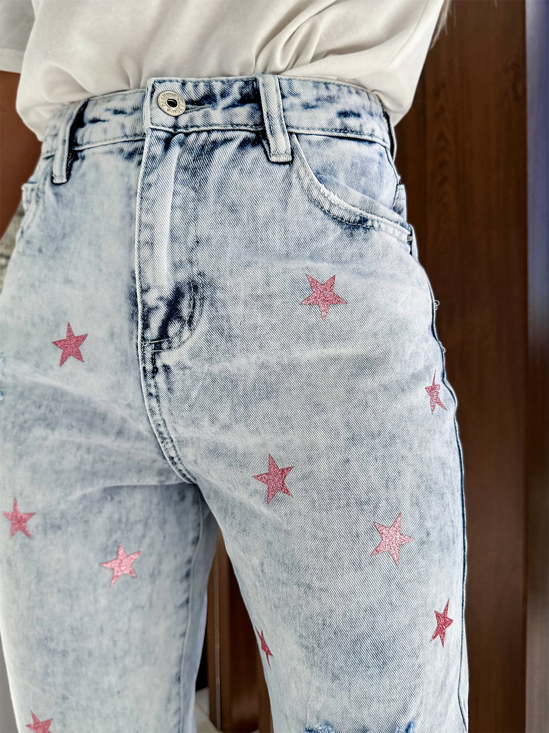 Distressed Star Straight Jeans with Pockets Sunset and Swim   