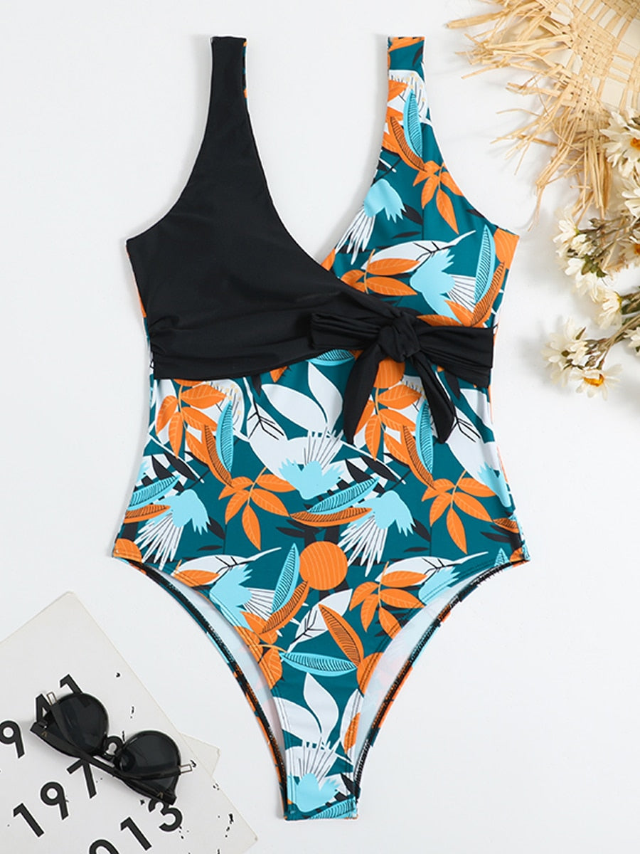 Seaside Sunset DD plus One Piece Swimsuit  Sunset and Swim Black S 