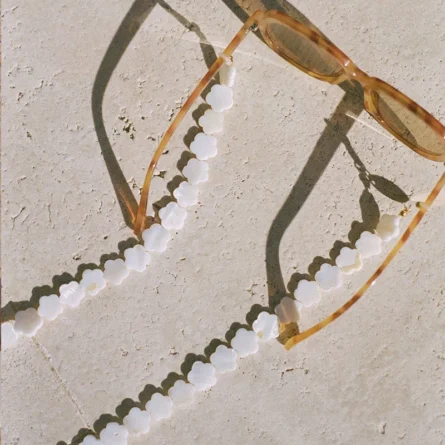 Riviera Dream Shell Glasses Chain - Image 6
