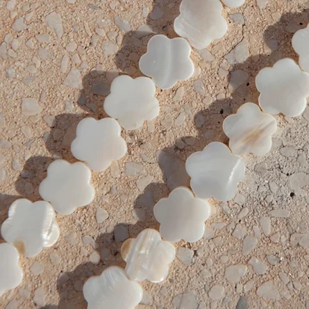 Riviera Dream Shell Glasses Chain - Image 5