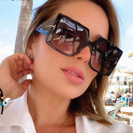 Rome Love Square Oversized Sunglasses for Women - Image 1