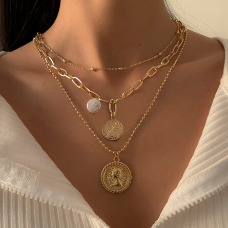 Paradise Lost Pearl Coin Pendant Necklace – Bild 14