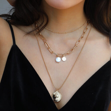 Paradise Lost Pearl Coin Pendant Necklace – Bild 18