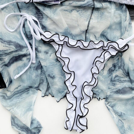 White Dreams Ruffle Halter Bikini – Bild 5
