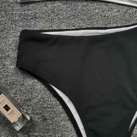 White Black Premium One Shoulder Swimsuit – Bild 2