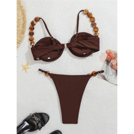 Brown Bikini with Unique Beaded Straps for a Beachy Vibe – Bild 5