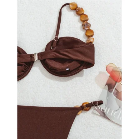 Brown Bikini with Unique Beaded Straps for a Beachy Vibe – Bild 7
